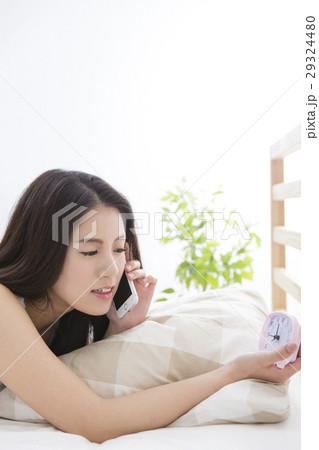 女性のポートレート 29324480