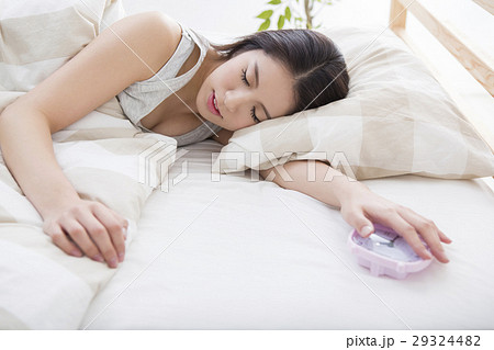 女性のポートレート 29324482