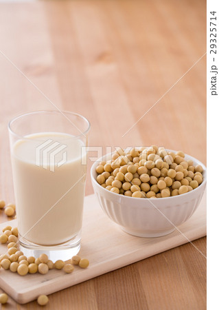 大豆と豆乳 29325714