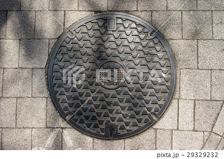 マンホールの蓋 マンホールの蓋 29329232