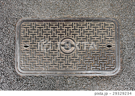 マンホールの蓋 29329234
