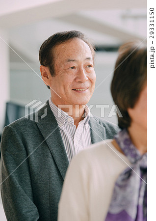 笑顔の日本人シニア男性 笑顔の日本人シニア男性 29331150