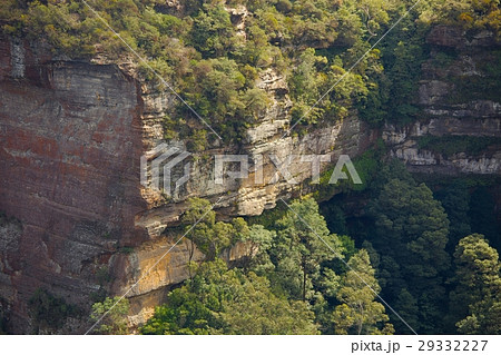 The Three Sisters in the Blue mountains 29332227