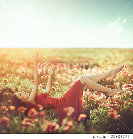 Freedom. People and nature. Freedom. People and nature. 29333272