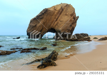 Praia de Santa Cruz (Portugal). Praia de Santa Cruz (Portugal). 29335331