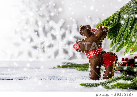 Merry Christmas and Happy New year, winter concept 29355237