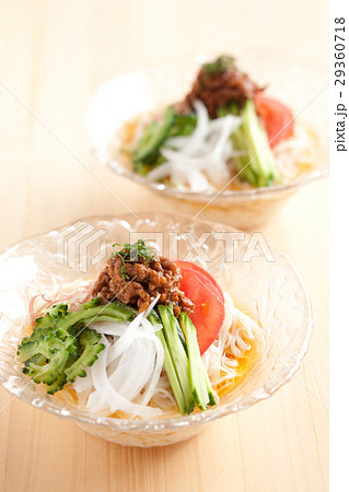 夏野菜と肉みそのぶっかけそうめん 29360718
