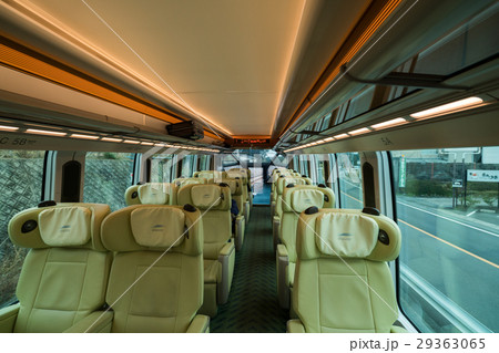 伊勢志摩を走る特急列車（三重県の風景） 29363065