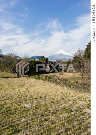 裾野市の田舎風景と富士山 裾野市の田舎風景と富士山 29364818