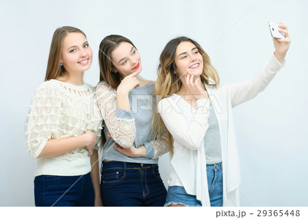 Three stylish sexy hipster girls best friends Three stylish sexy hipster girls best friends 29365448
