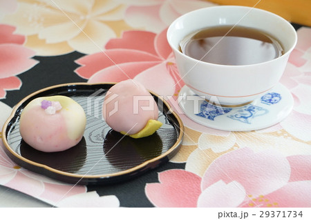 和菓子とお茶 29371734