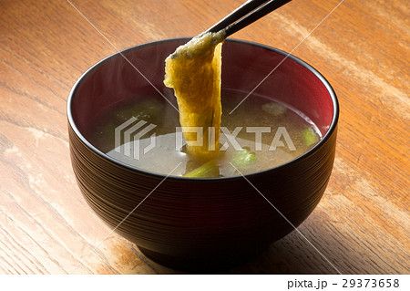 とろろ昆布(別名：削り昆布）味噌汁 29373658