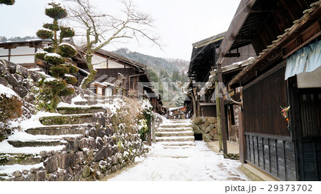 雪の妻籠宿 29373702