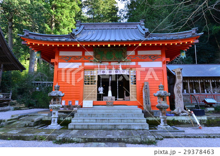 伊豆松崎の伊那下神社の拝殿 29378463