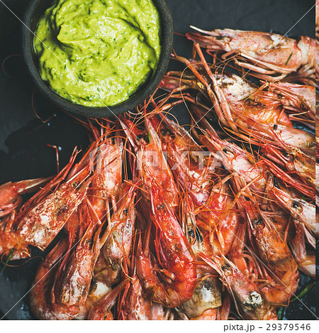 Roasted red shrimps with guacamole avocado sauce Roasted red shrimps with guacamole avocado sauce 29379546