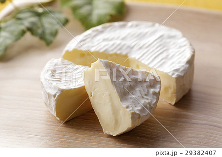 カマンベールチーズ 29382407