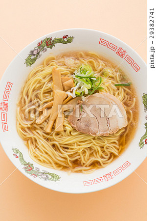 醤油ラーメン 醤油ラーメン 29382741