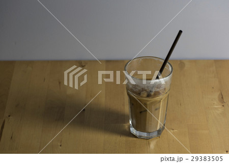 Iced expresso coffee with milk 29383505