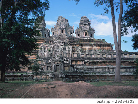 タケウ寺院 29394205