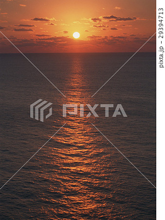 夕日と海 夕日と海 29394713