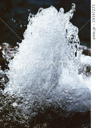 湧水 湧水 29397273