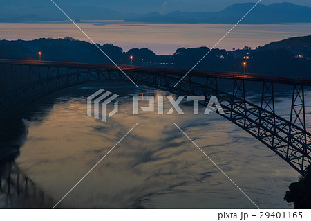 西海橋の夜明けと日の出　西海の丘展望台から 29401165