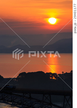 西海橋の夜明けと日の出 西海の丘展望台から 西海橋の夜明けと日の出 西海の丘展望台から 29401177