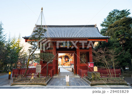 浅草寺 二天門 早朝風景 2017年1月撮影 29403829