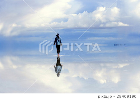 ウユニ塩湖  29409190