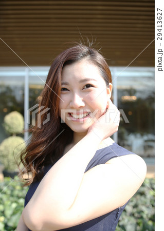 女性　パーティ 29413627