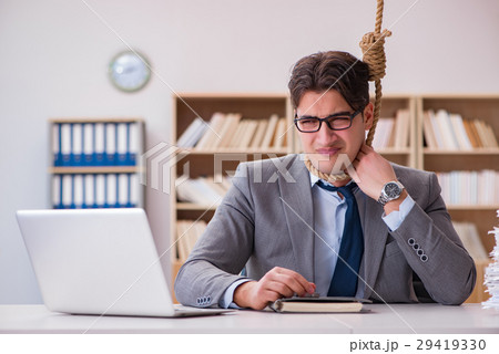 Bankrupt broke businessman considering suicide Bankrupt broke businessman considering suicide 29419330
