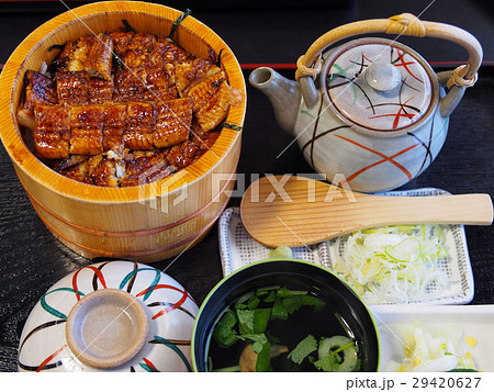 名古屋名物 「ひつまぶし」 名古屋名物 「ひつまぶし」 29420627