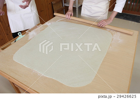蕎麦打ち体験 延ばし 29426625