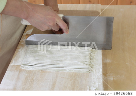 蕎麦打ち体験 切る 29426668