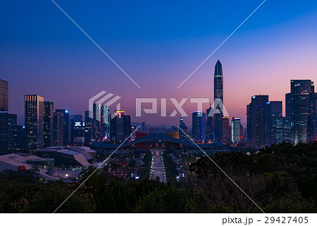蓮花山公園から望む中国・深センの夕景 蓮花山公園から望む中国・深センの夕景 29427405