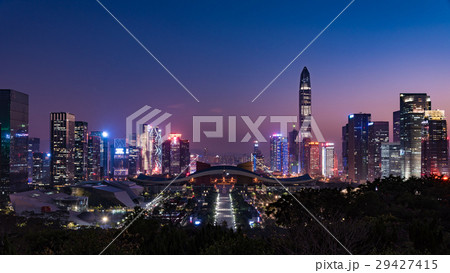 蓮花山公園から望む中国・深センの夕景 蓮花山公園から望む中国・深センの夕景 29427415