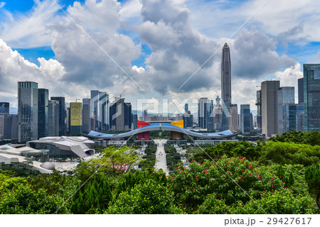 中国 深センの高層ビル群の風景の写真素材 中国 深センの高層ビル群の風景の写真素材