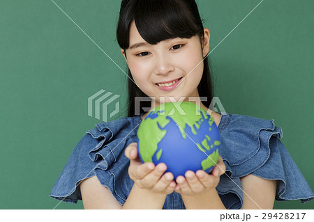 塾　黒板　留学　勉強　受験　教育　予備校　授業　女性　学習　受験勉強　高校生　学習塾　学校 29428217