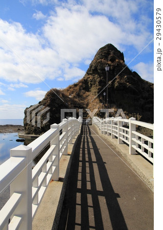 北海道泊村　弁天島へ続く茂岩弁天橋 29430579