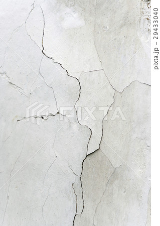 Cracks In Plaster - Grunge Texture 29433040