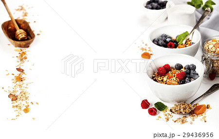 Healthy breakfast 29436956