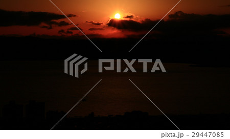 諏訪湖と夕焼け 29447085