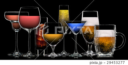Set of different drinks in various glasses 29453277