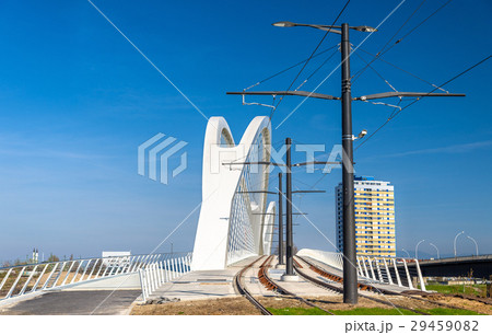 New tram line Strasbourg - Kehl connects France 29459082