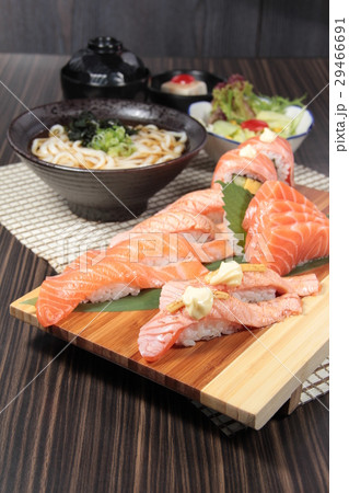 sushi sushi 29466691