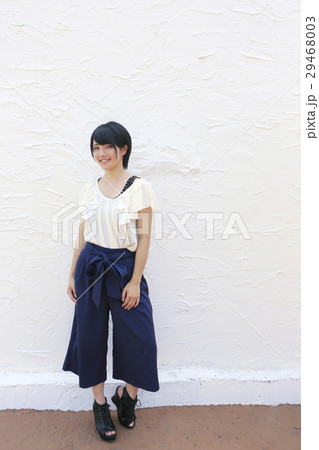 女性　ポートレート 29468003