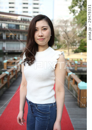 女性　婚活 29476331