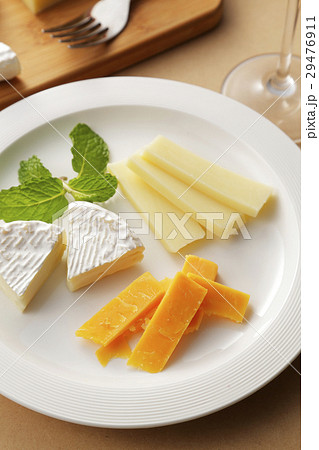 チーズとワイン 29476911