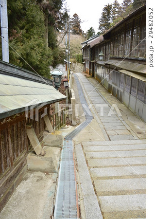【大阪府　能勢町】法華経寺 29482052