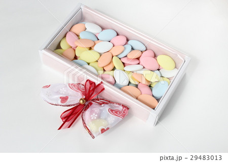 カラフルなチョコレート 29483013